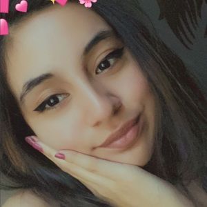 Meet your Posher, Johana